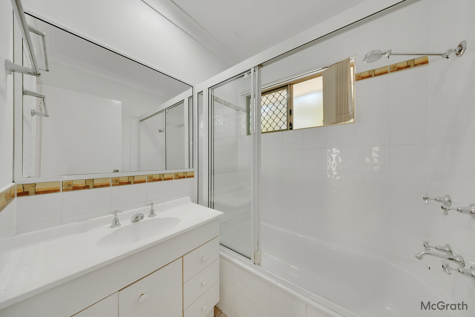 89 Witney Street, Kin Kora  QLD  4680