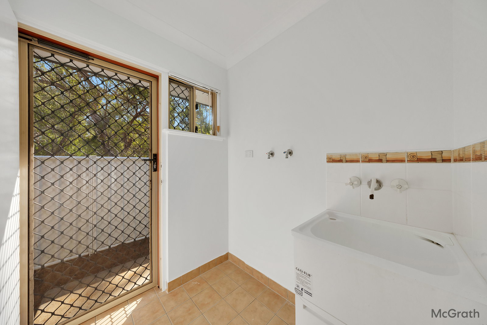 89 Witney Street, Kin Kora  QLD  4680