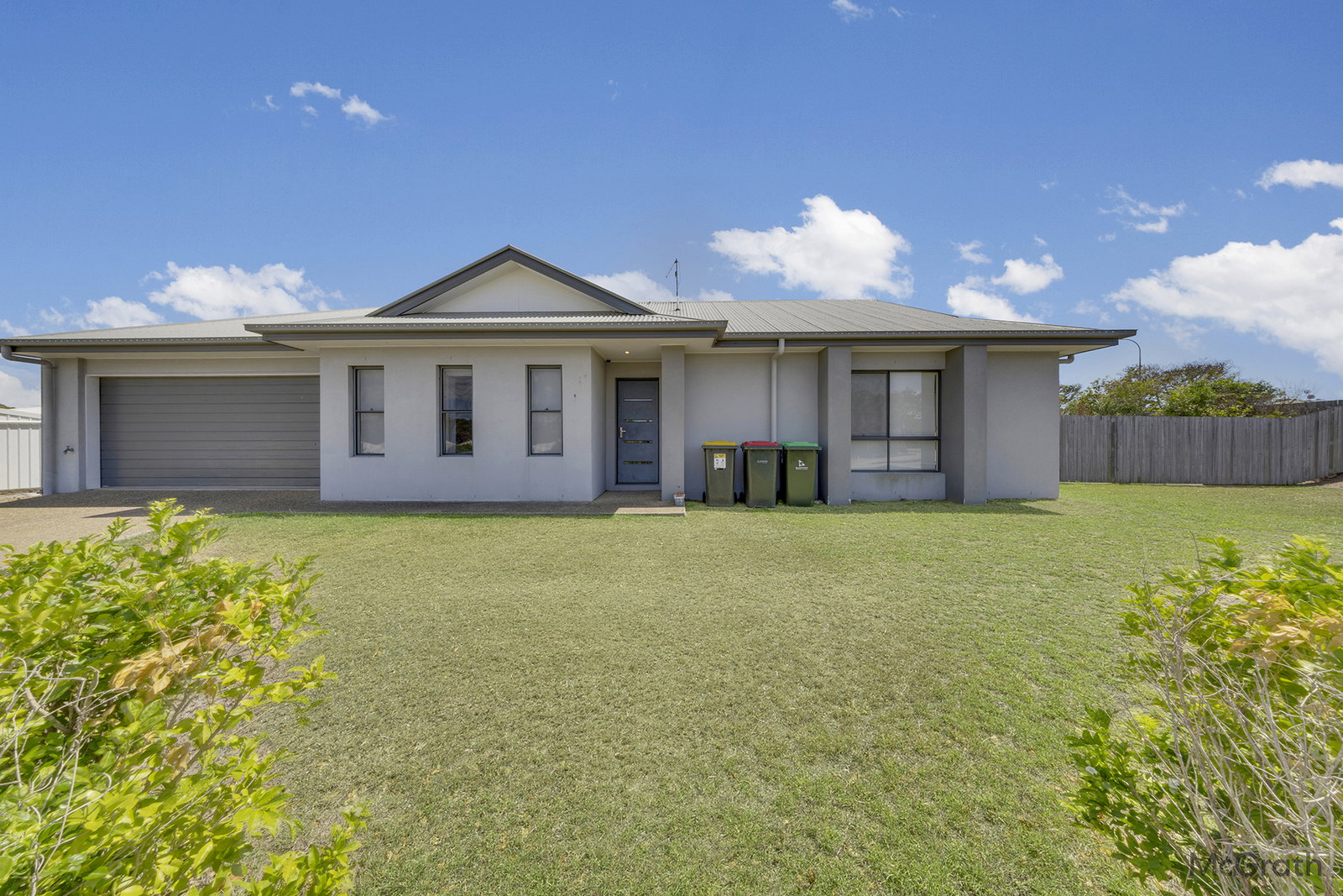 2 Nardoo Place, Glen Eden  QLD  4680