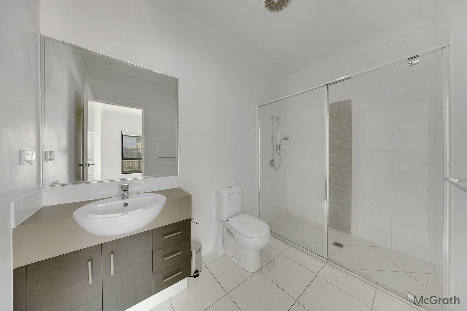 2 Nardoo Place, Glen Eden  QLD  4680