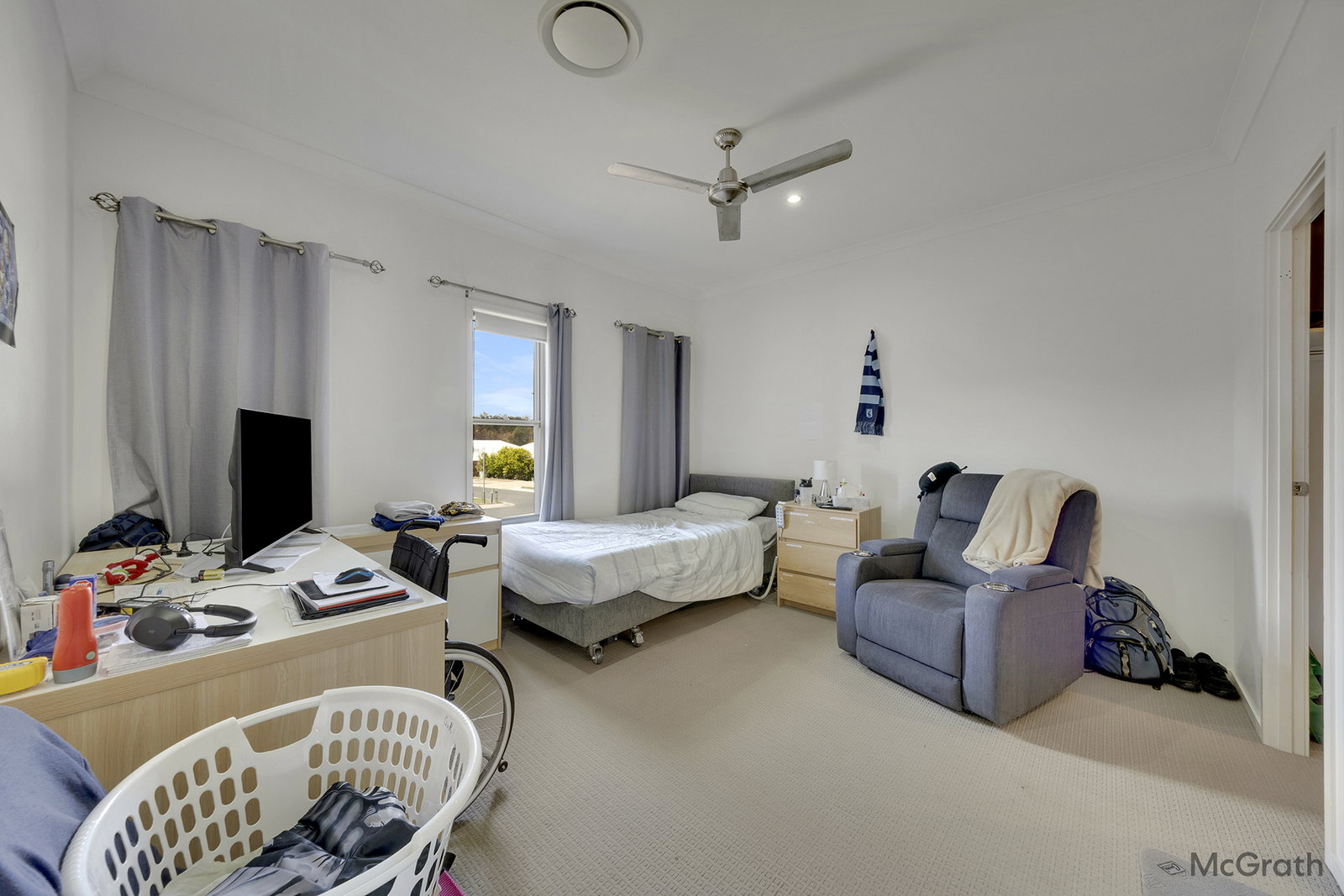 2 Nardoo Place, Glen Eden  QLD  4680