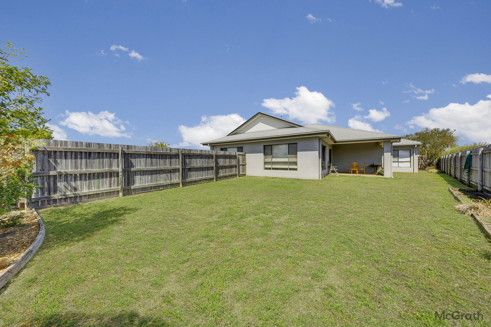 2 Nardoo Place, Glen Eden  QLD  4680