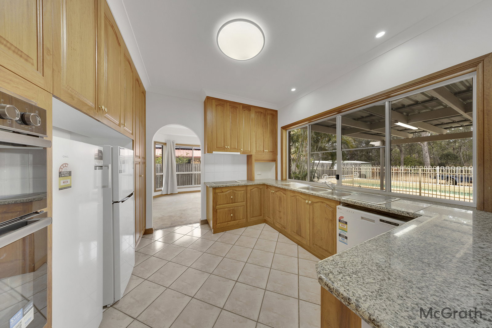 13 Barrine Close, Clinton  QLD  4680