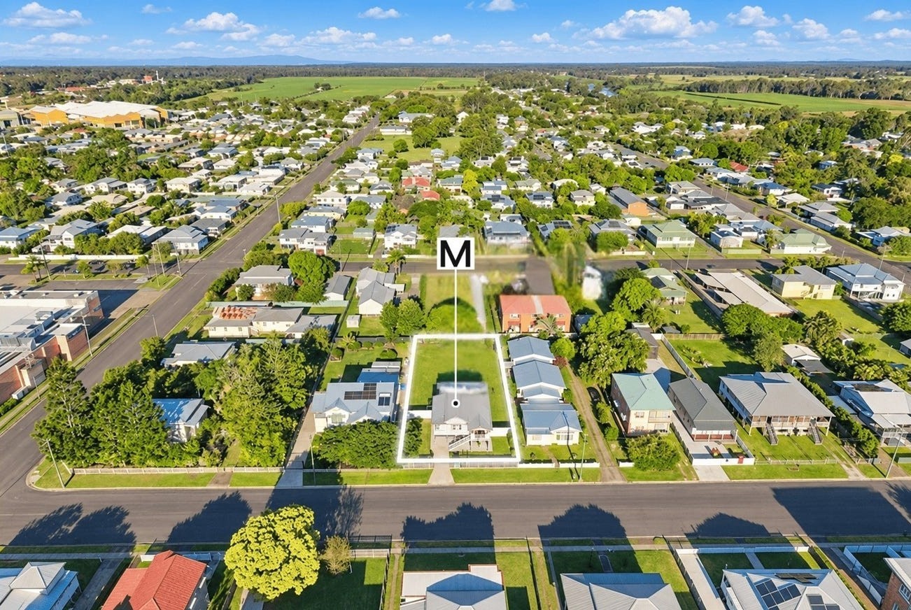 57 Bazaar Street, Maryborough  QLD  4650