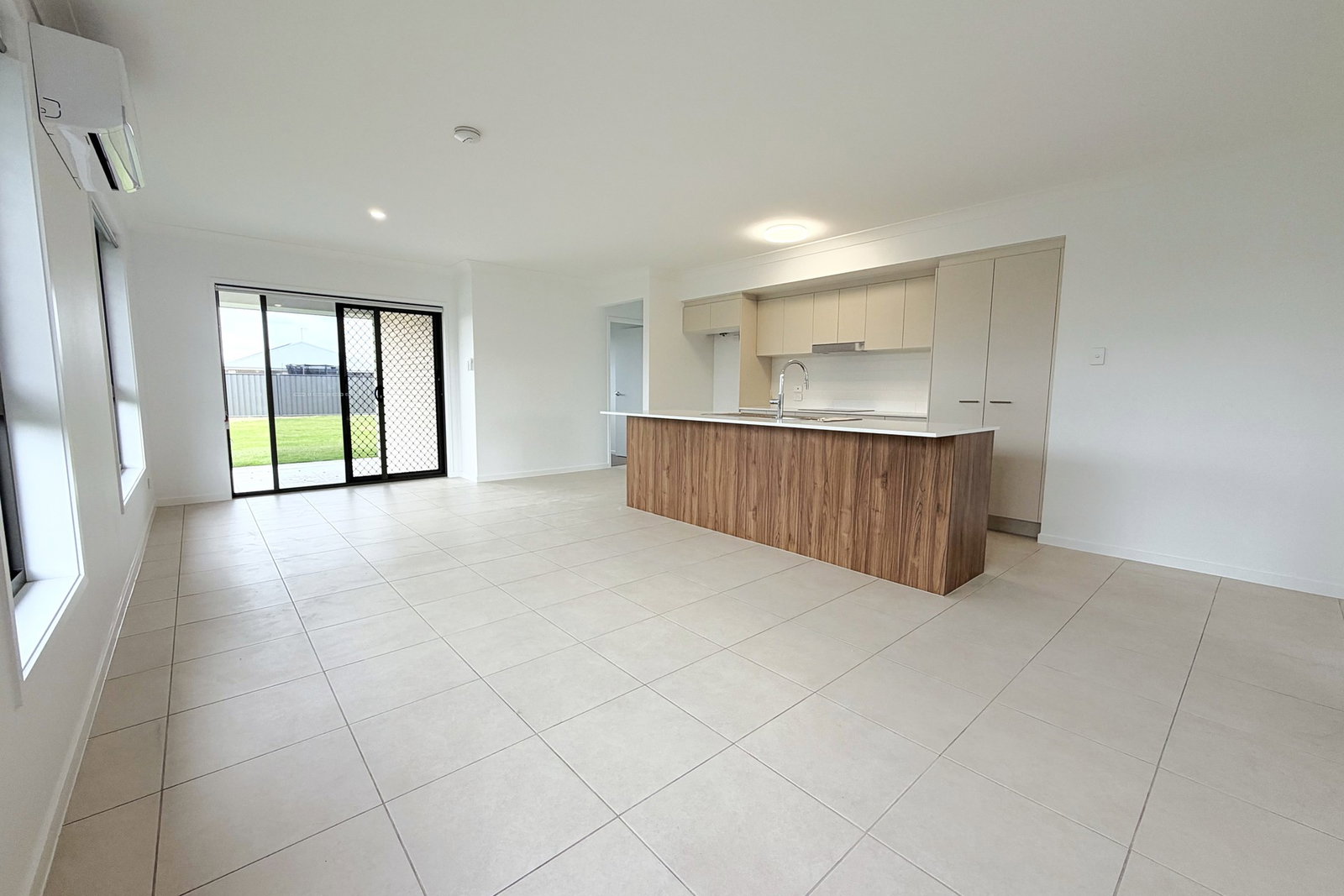 10 Gull Street, Woodgate  QLD  4660