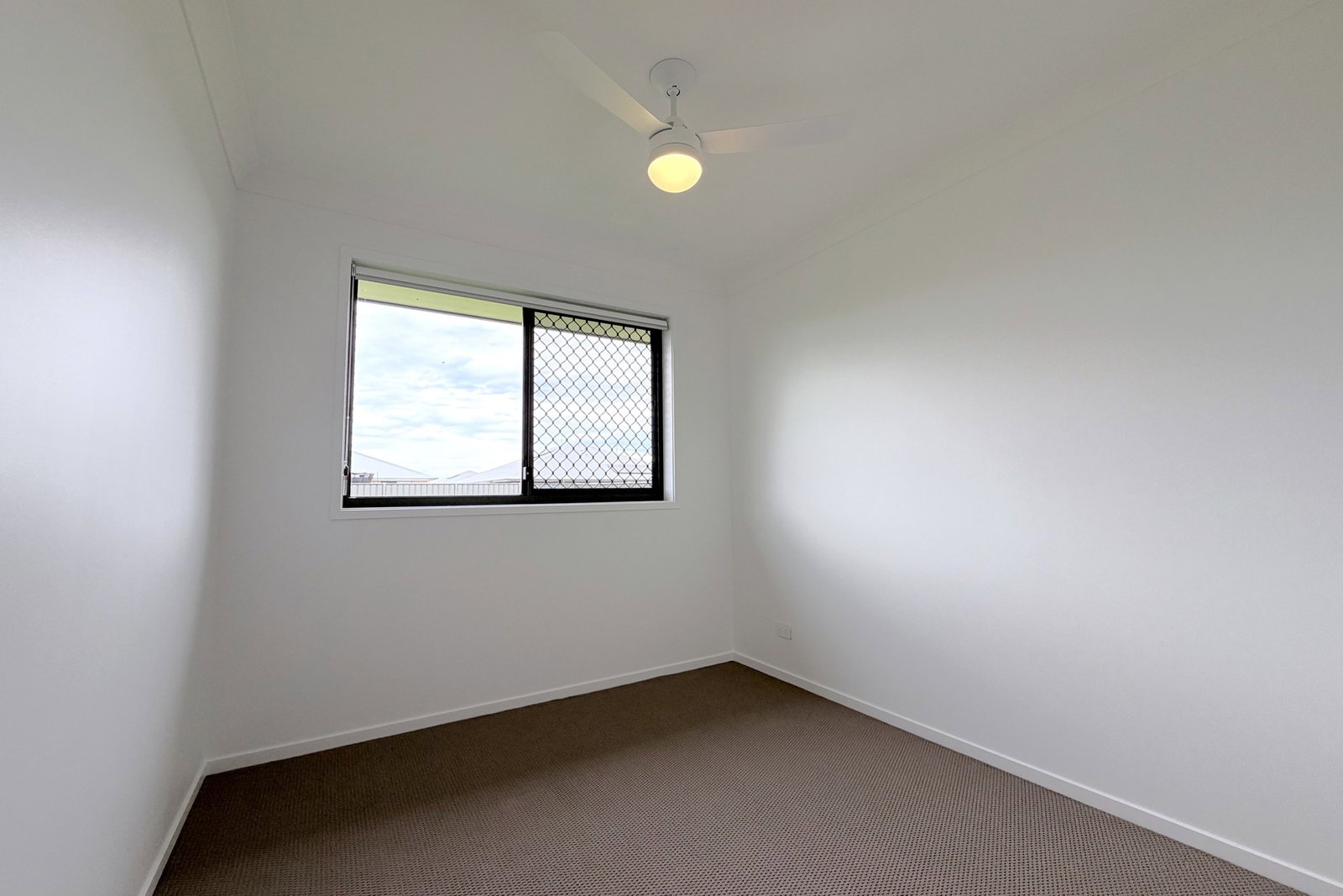 10 Gull Street, Woodgate  QLD  4660