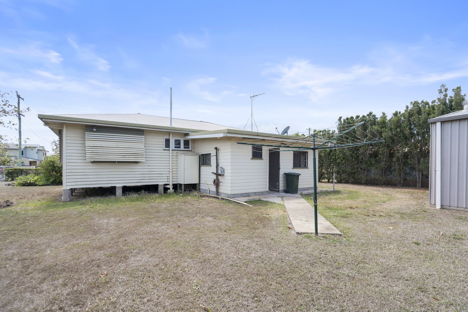 8 Ann Street, Bundaberg East  QLD  4670