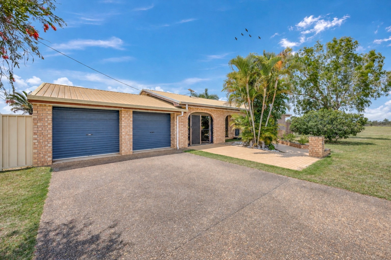 40 Cortes Drive, Thabeban  QLD  4670