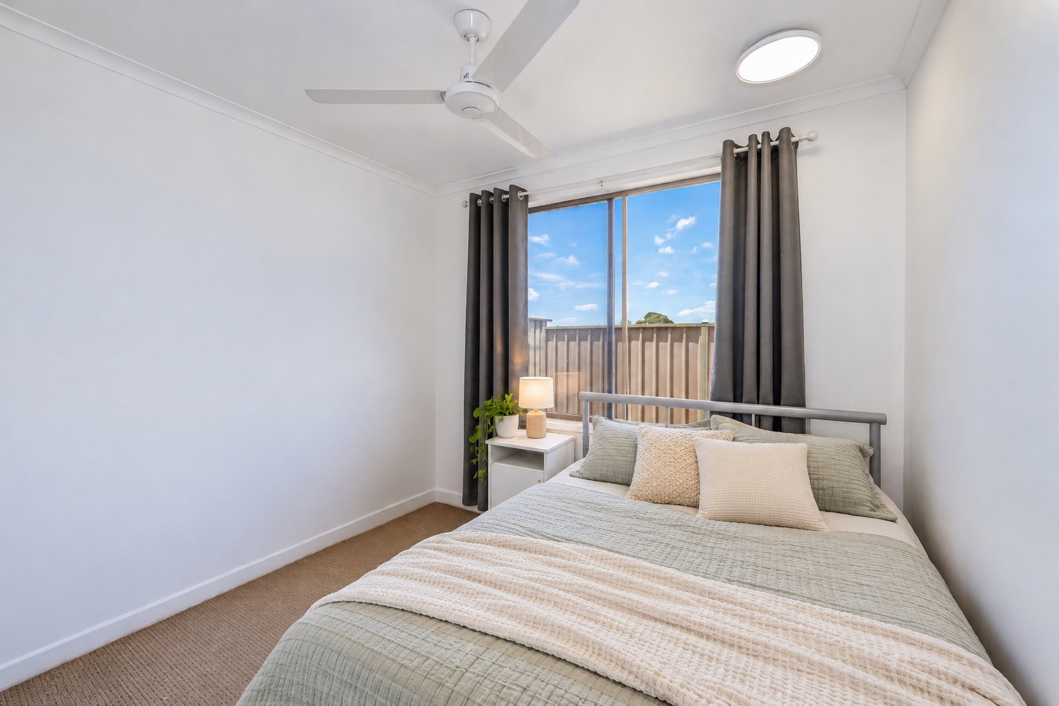 40 Cortes Drive, Thabeban  QLD  4670