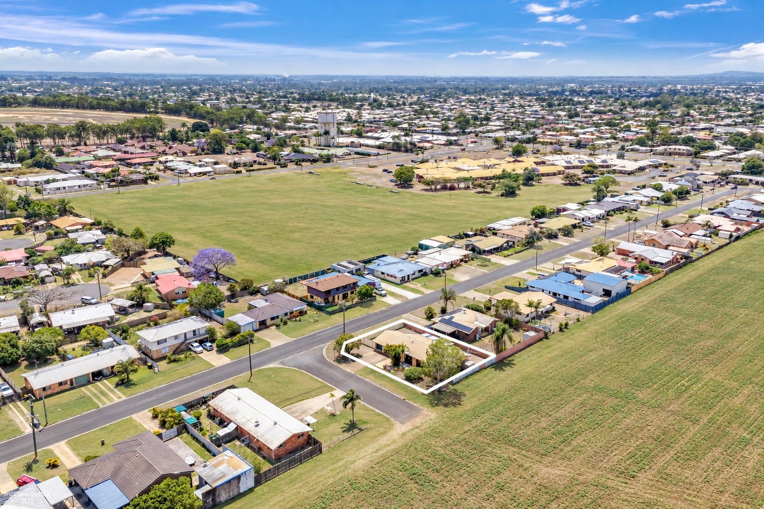 40 Cortes Drive, Thabeban  QLD  4670