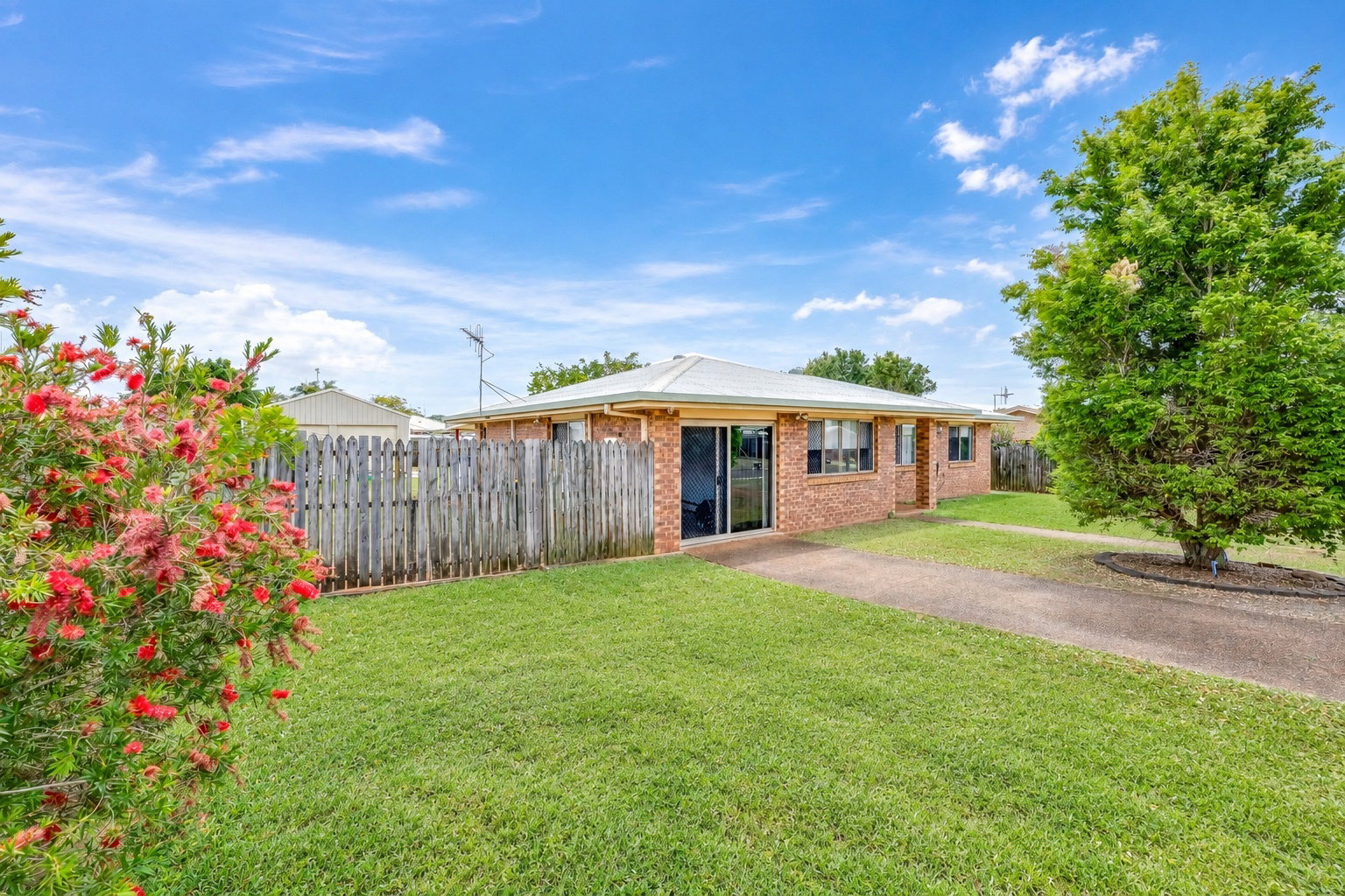 36 Hilltop Parade, Avoca  QLD  4670