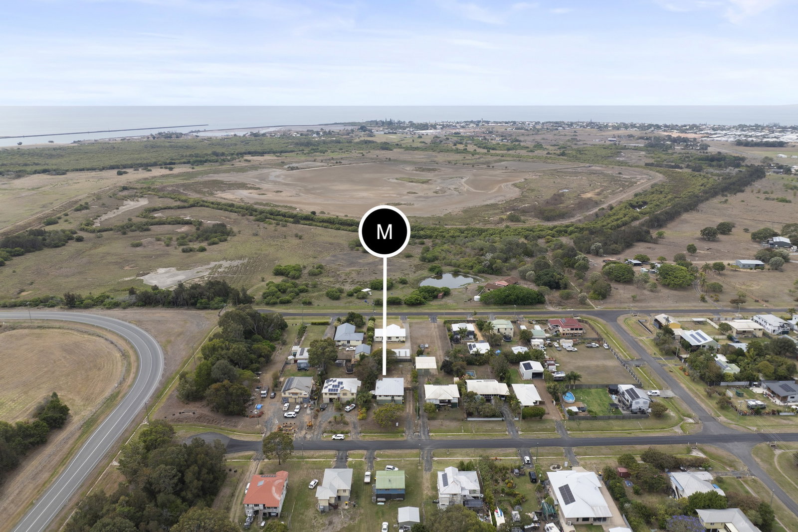 33 Doctor Street, Burnett Heads  QLD  4670