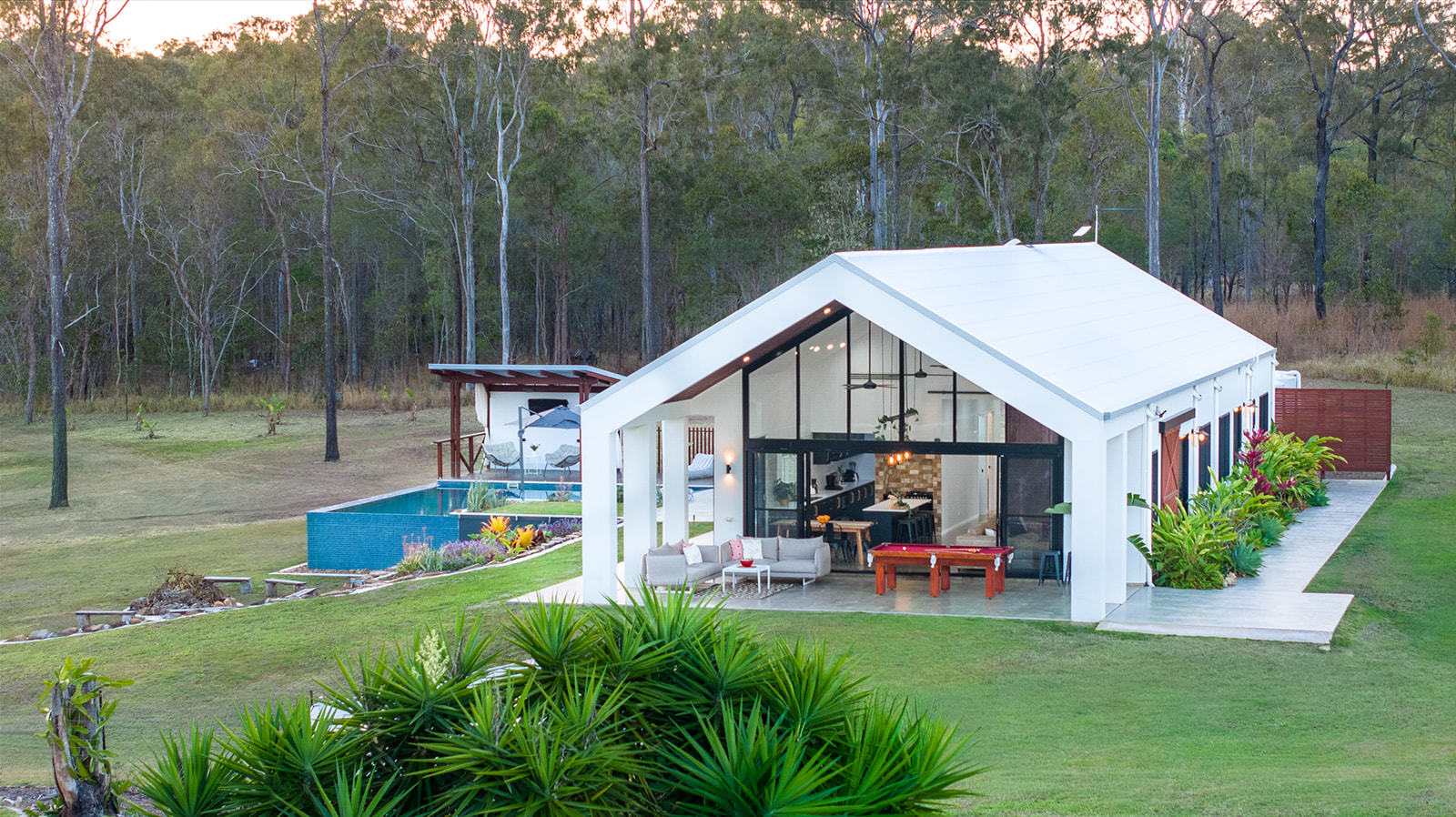 759 Round Hill Road, Captain Creek  QLD  4677