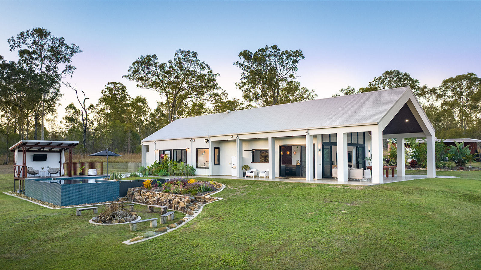 759 Round Hill Road, Captain Creek  QLD  4677