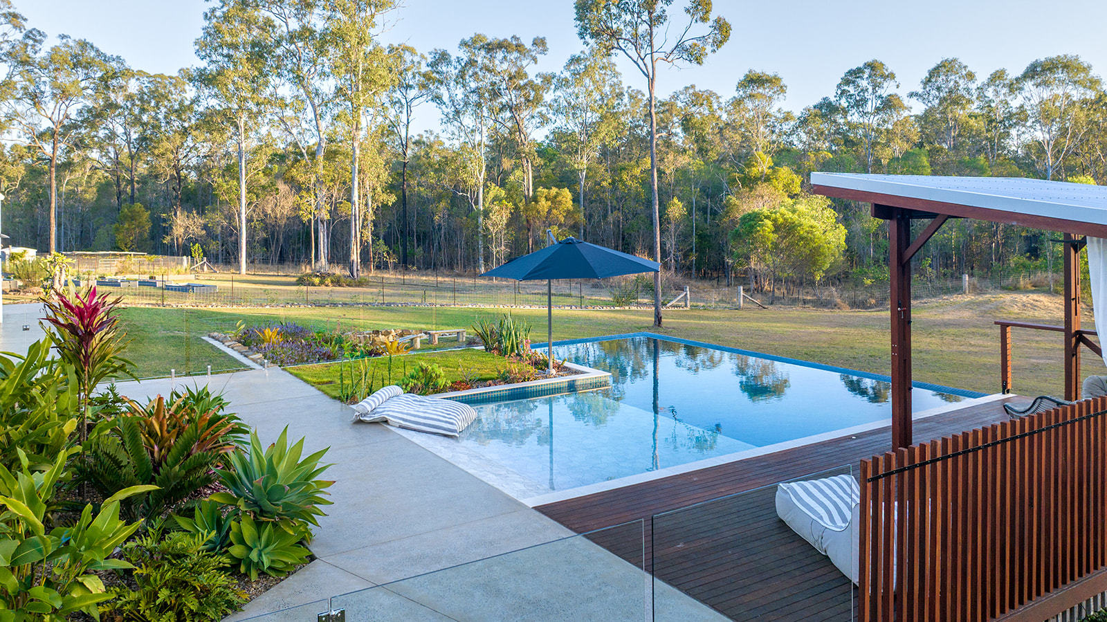 759 Round Hill Road, Captain Creek  QLD  4677