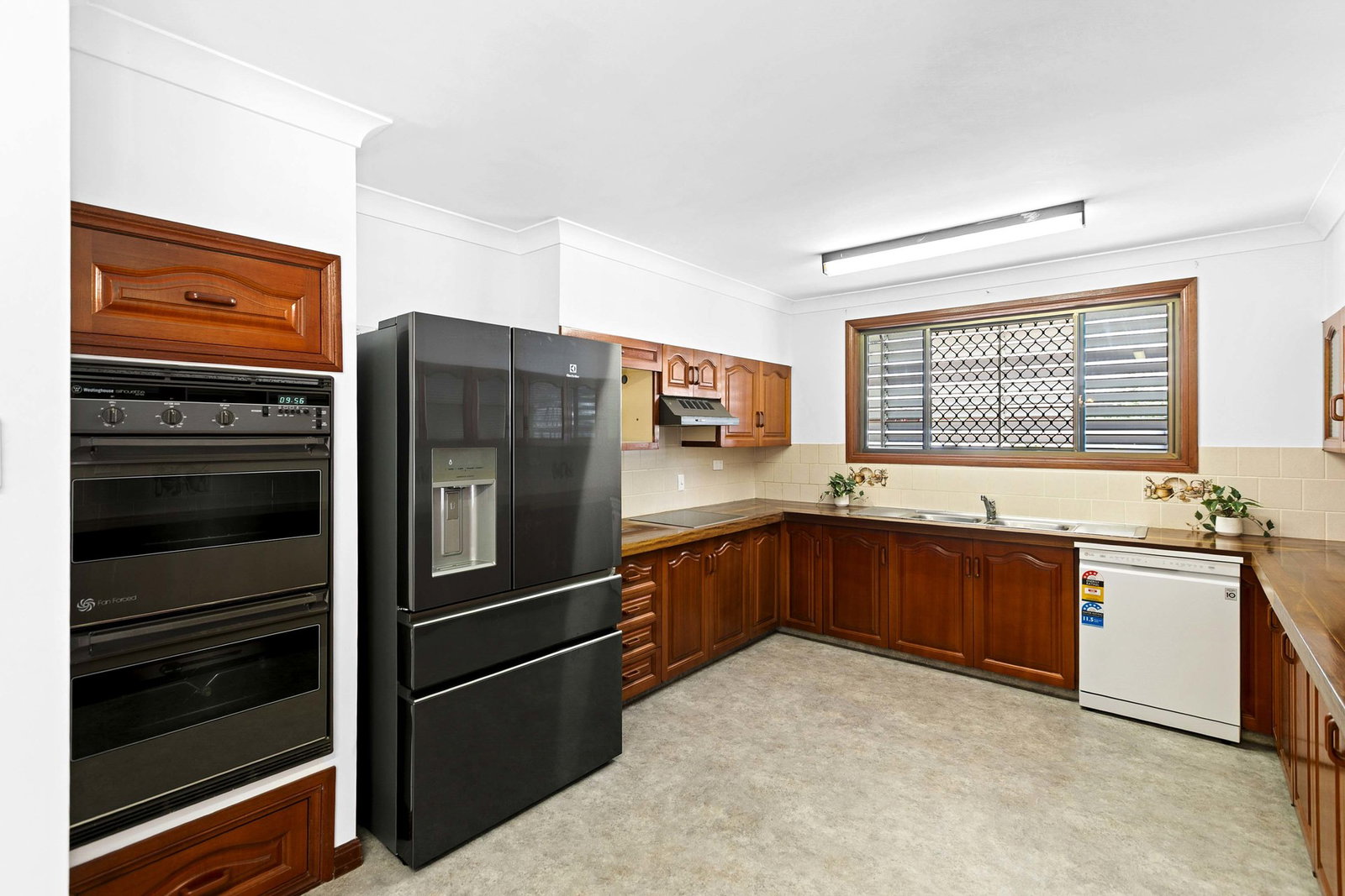 33 Frank Street, Maryborough  QLD  4650