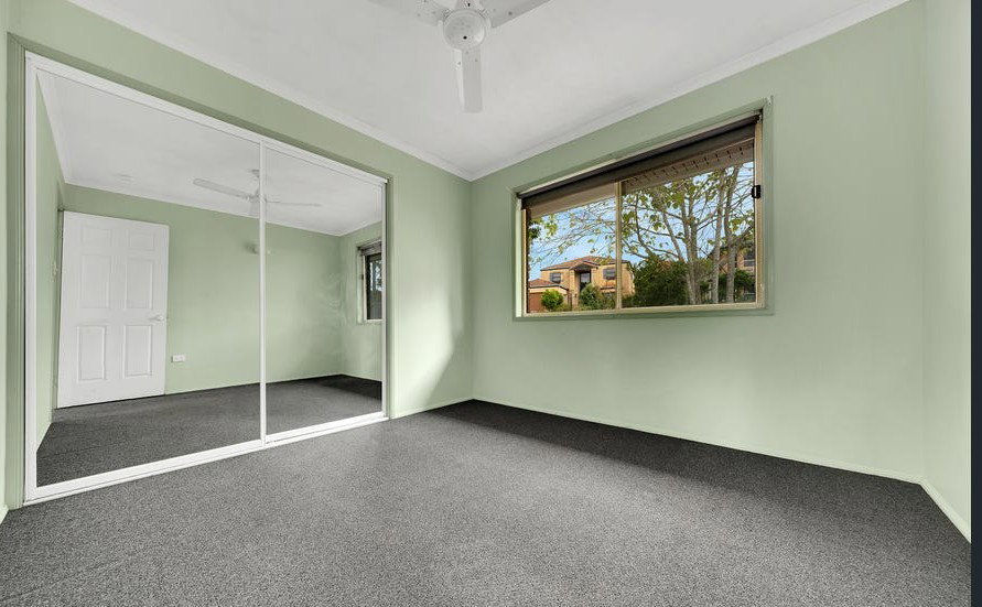 10 Fairbairn Place, Clinton  QLD  4680