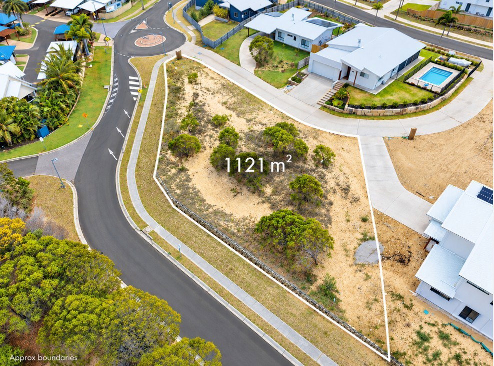 9/6 Beaches Village Circuit, Agnes Water  QLD  4677