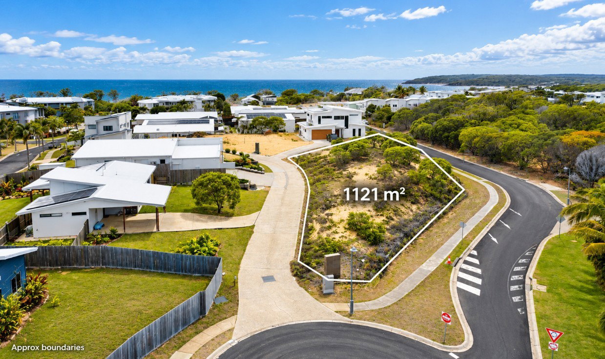9/6 Beaches Village Circuit, Agnes Water  QLD  4677