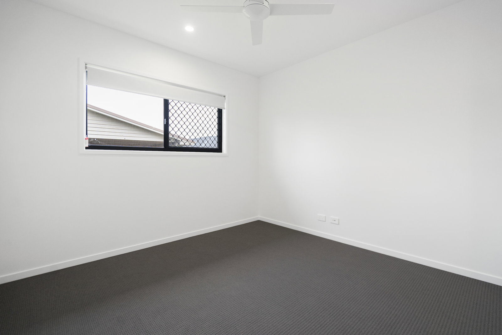 11 Searle Street, Thabeban  QLD  4670