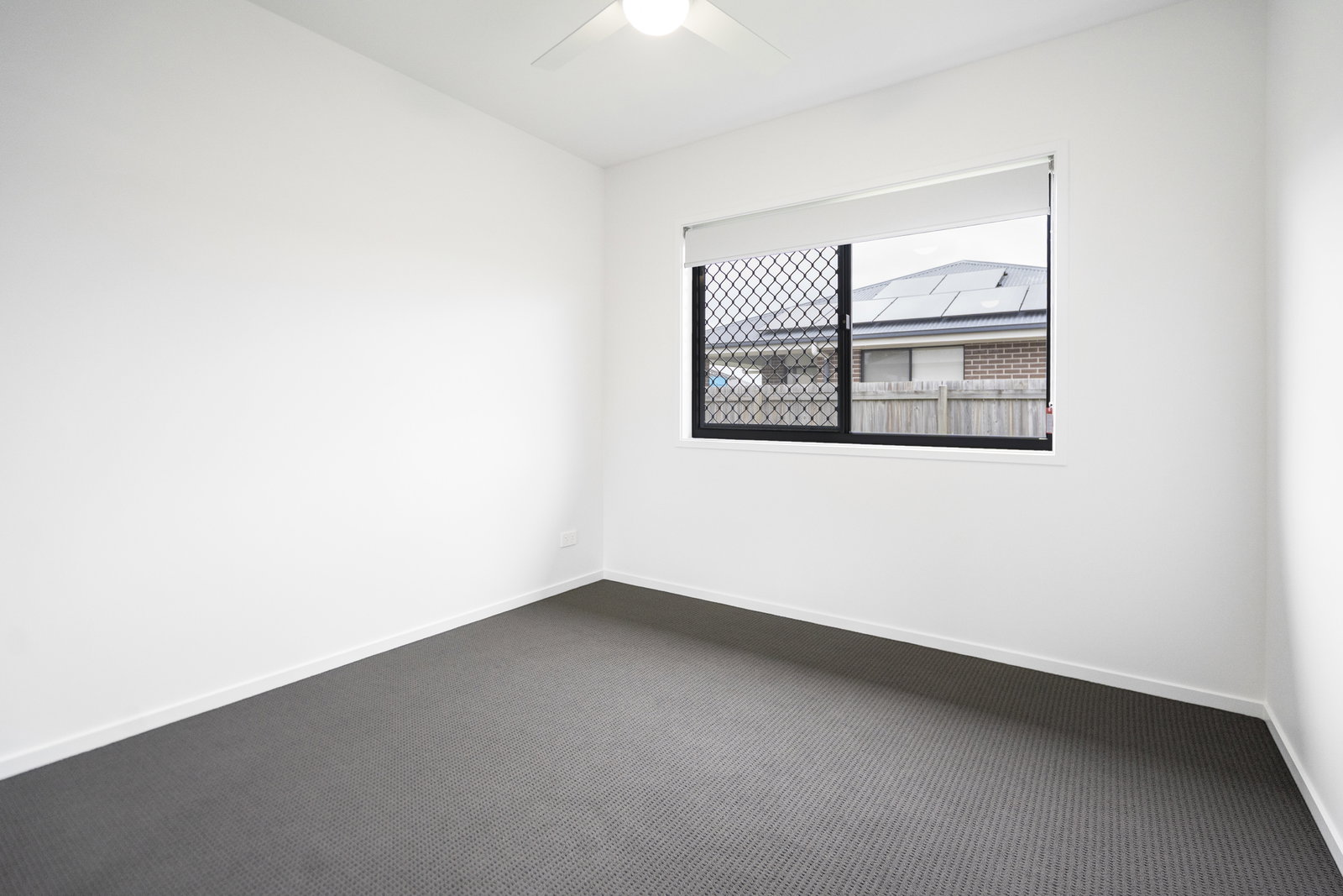 11 Searle Street, Thabeban  QLD  4670