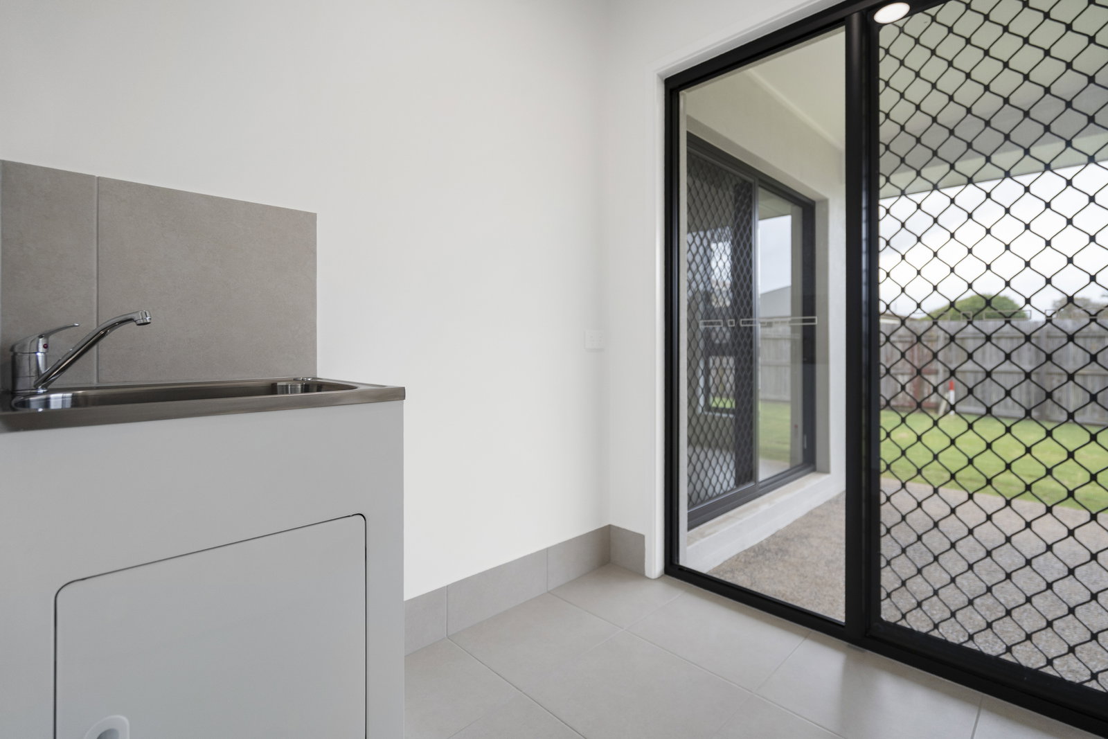 11 Searle Street, Thabeban  QLD  4670