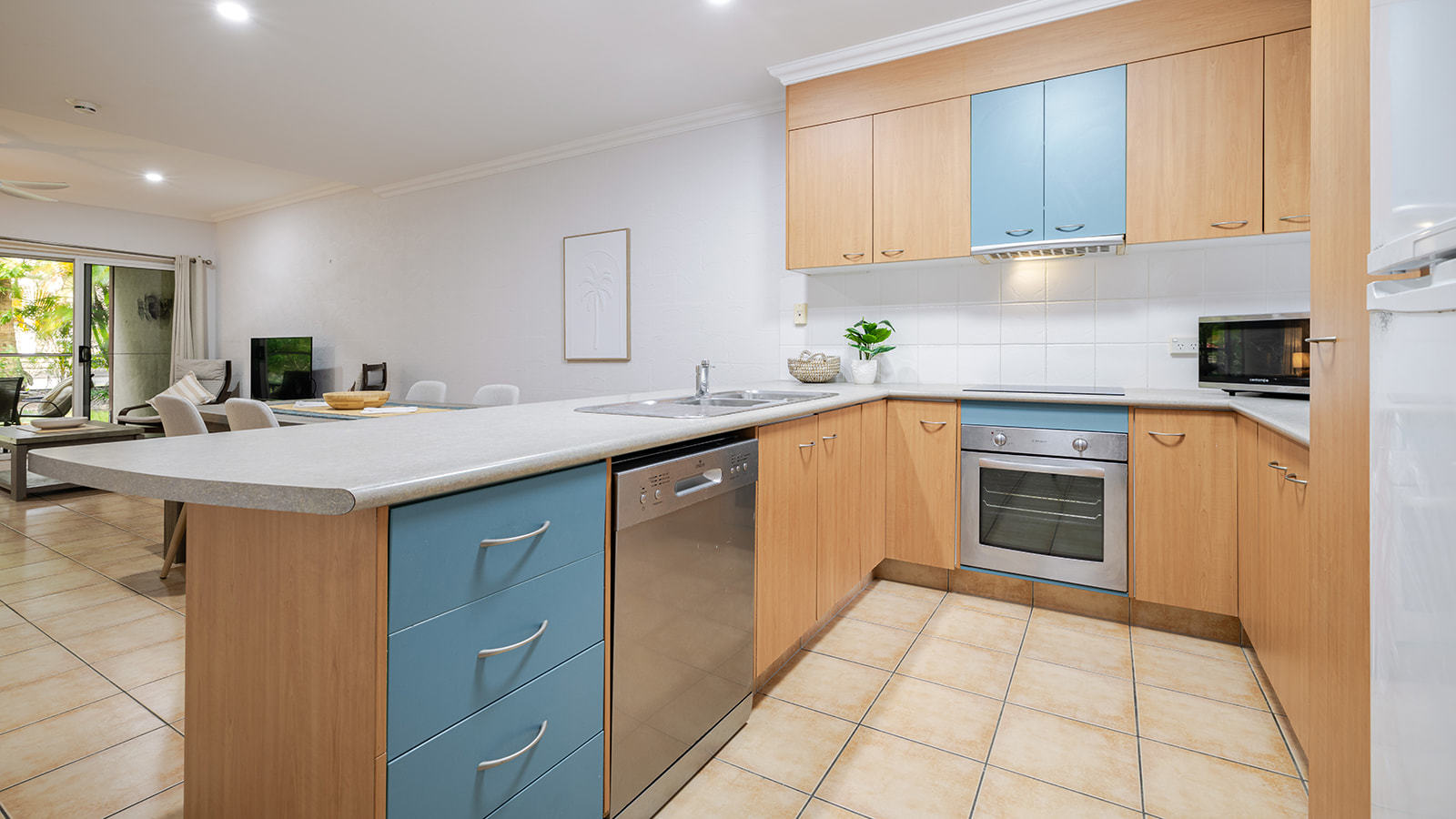 11/2 Beaches Village Circuit, Agnes Water  QLD  4677