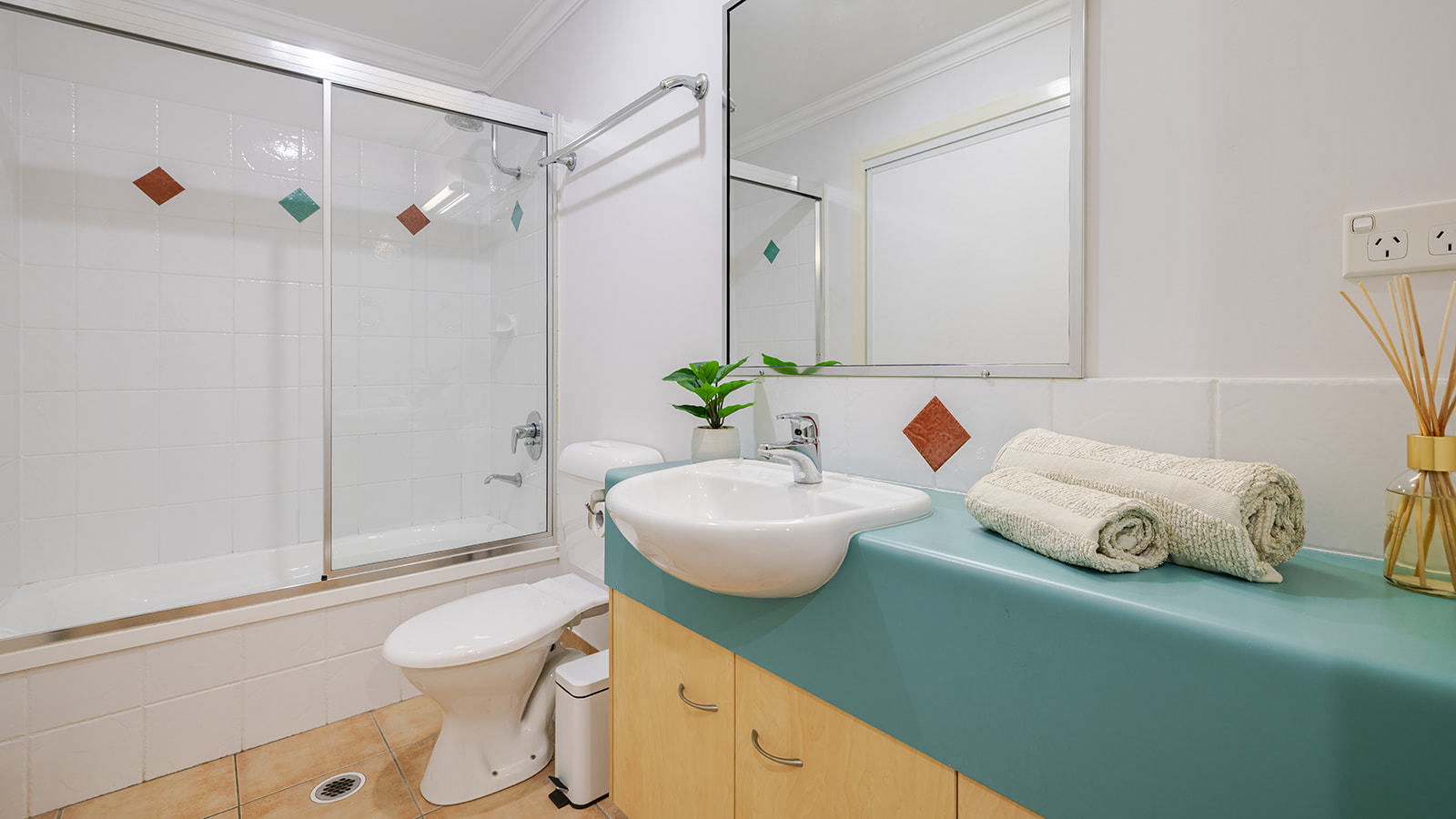 11/2 Beaches Village Circuit, Agnes Water  QLD  4677