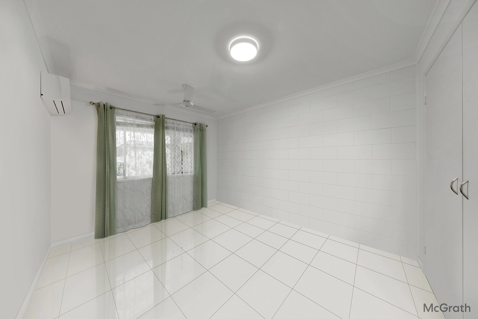38 Wood Street, Barney Point  QLD  4680