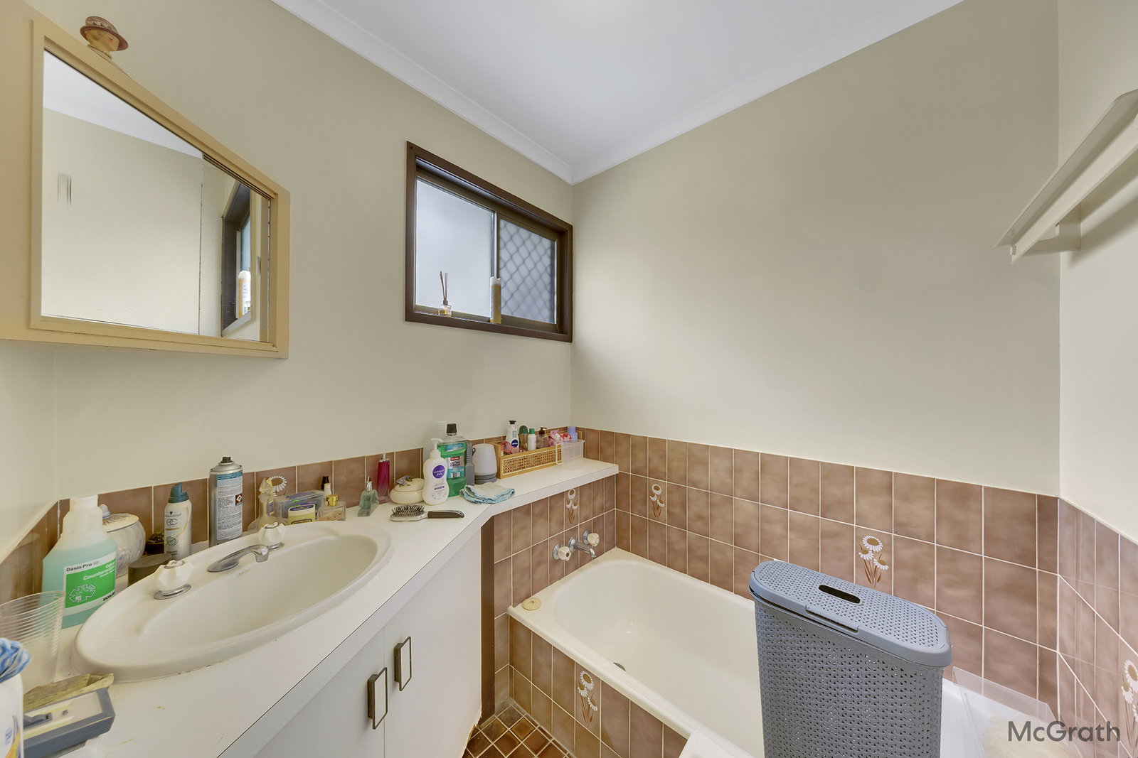 5 Cowan Close, South Gladstone  QLD  4680