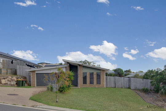 2 Dampier Court, Glen Eden  QLD  4680