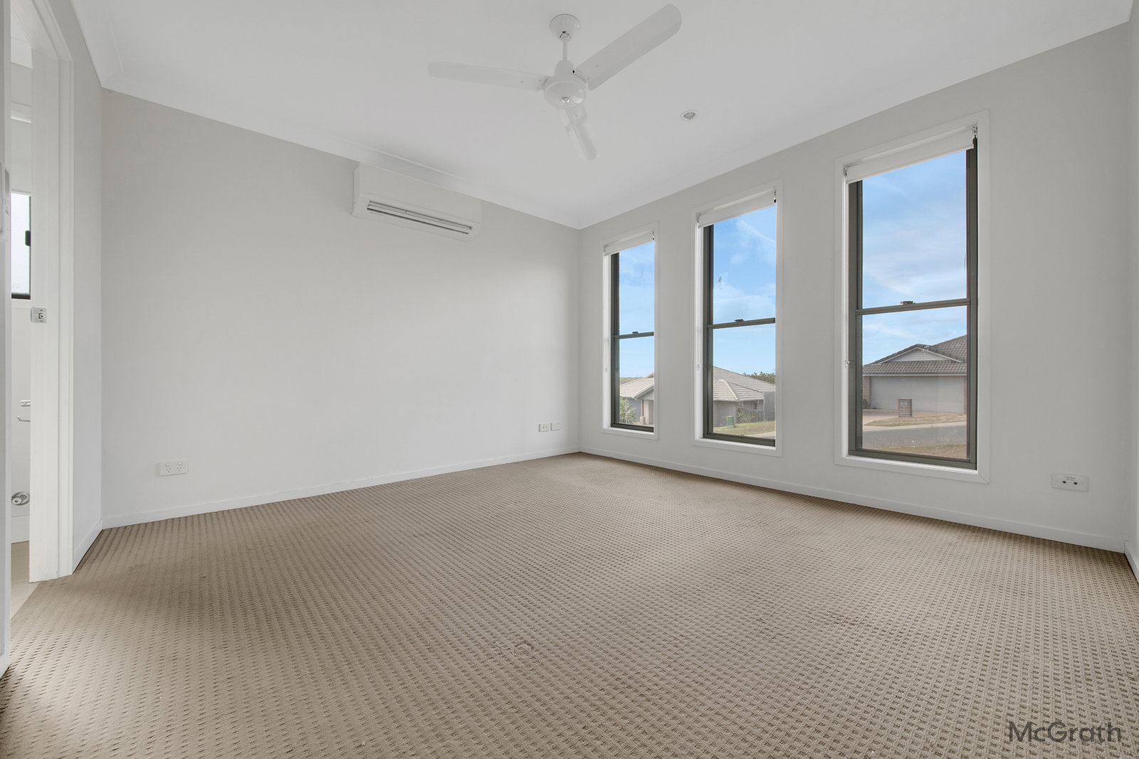 2 Dampier Court, Glen Eden  QLD  4680