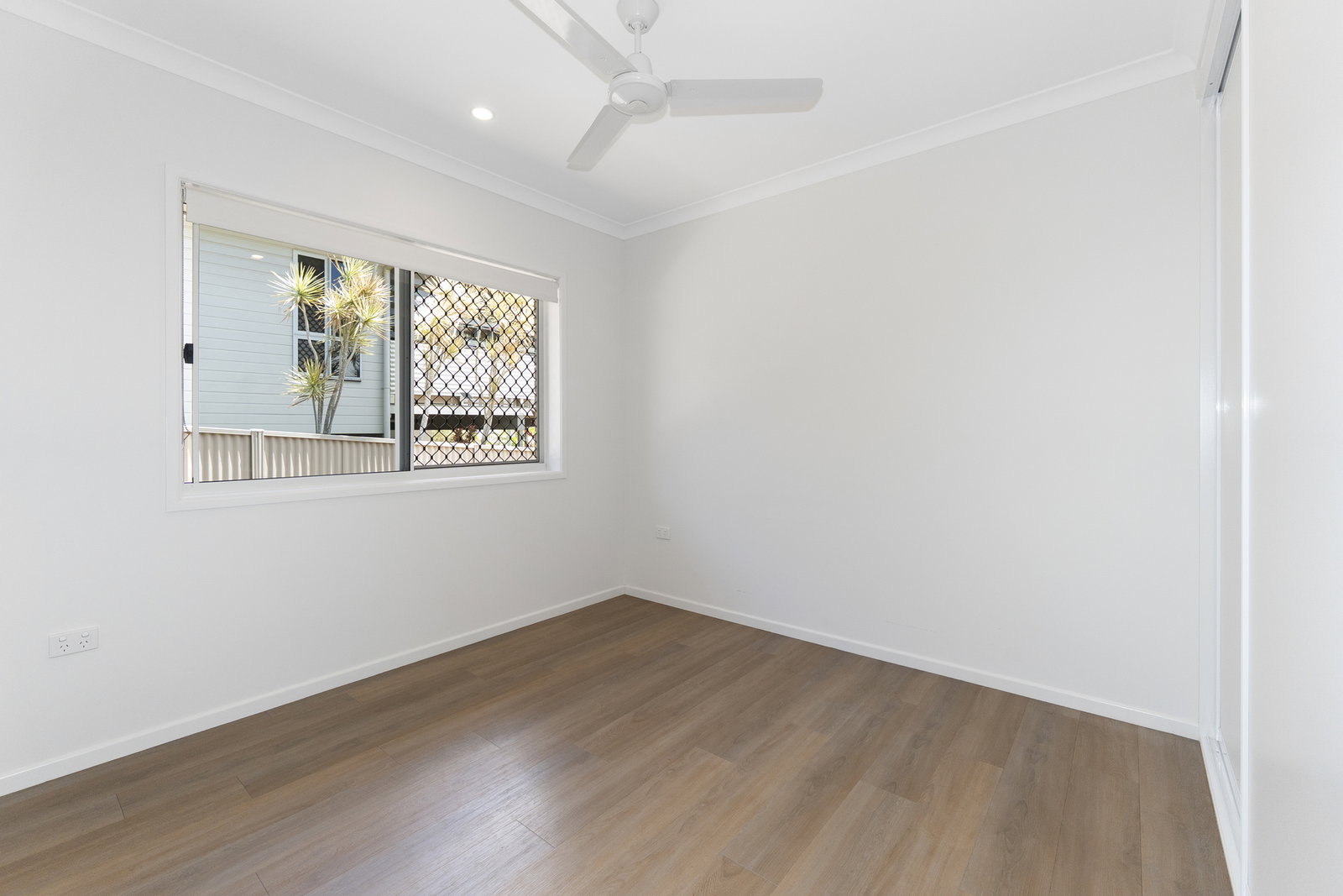 20 Linden Crescent, Qunaba  QLD  4670