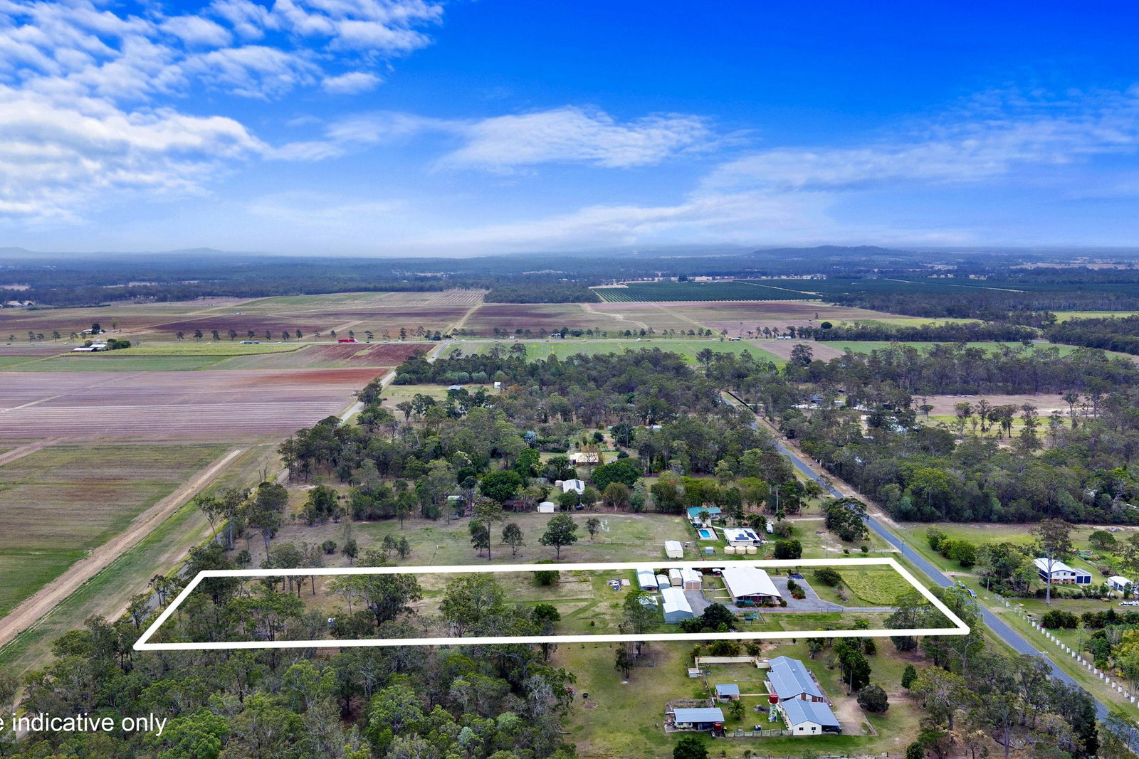 137 Philip Drive, Teddington  QLD  4650