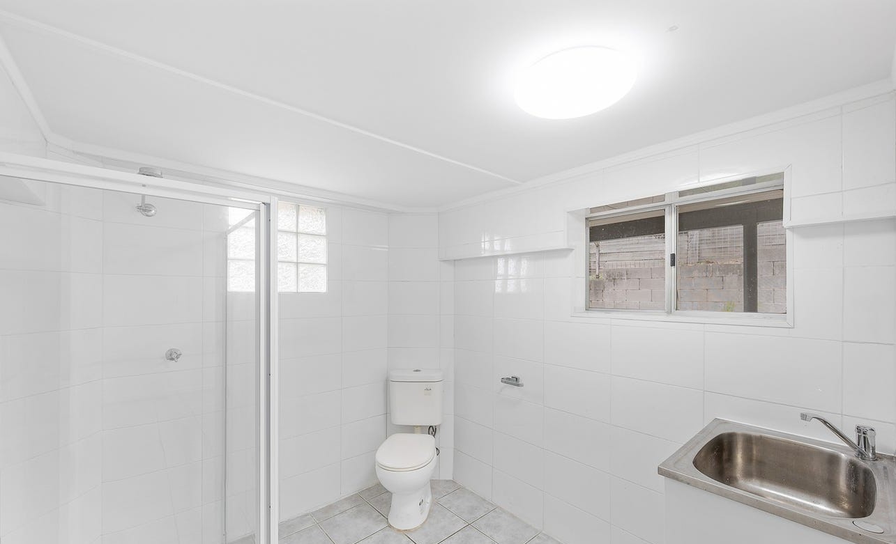 14 Bauhinia Street, Kin Kora  QLD  4680