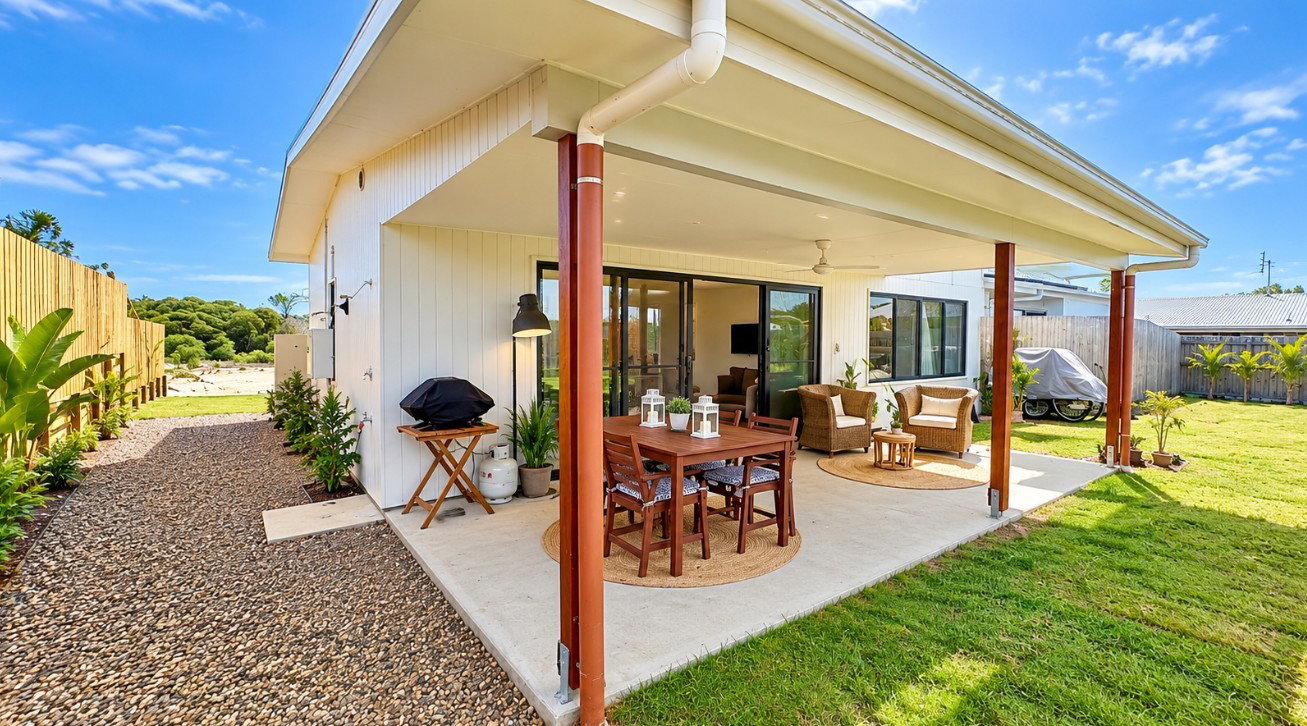 4/6 Beaches Village Circuit, Agnes Water  QLD  4677