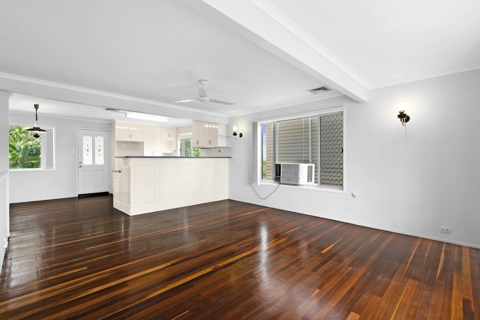 15 High Street, Tinana  QLD  4650