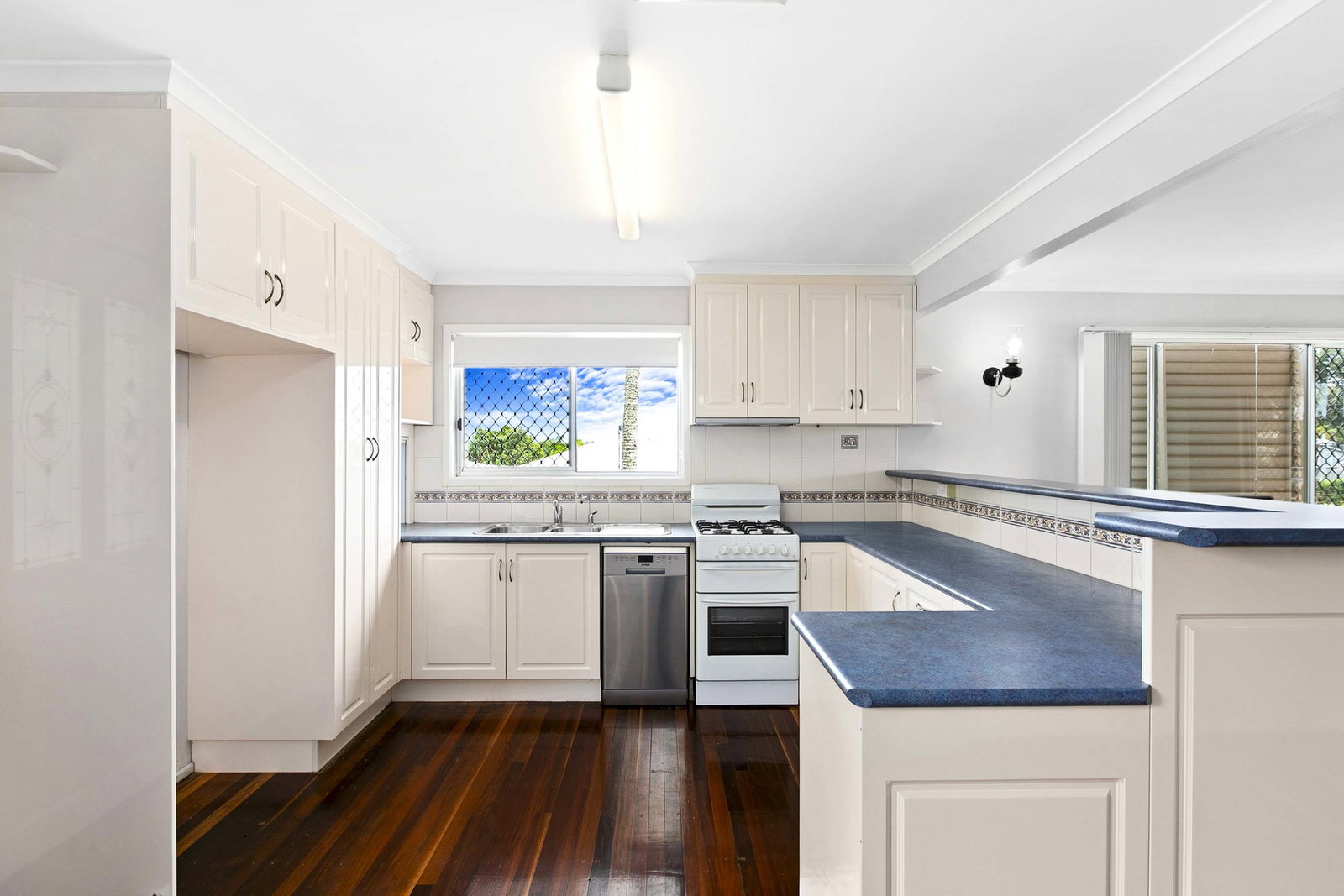 15 High Street, Tinana  QLD  4650