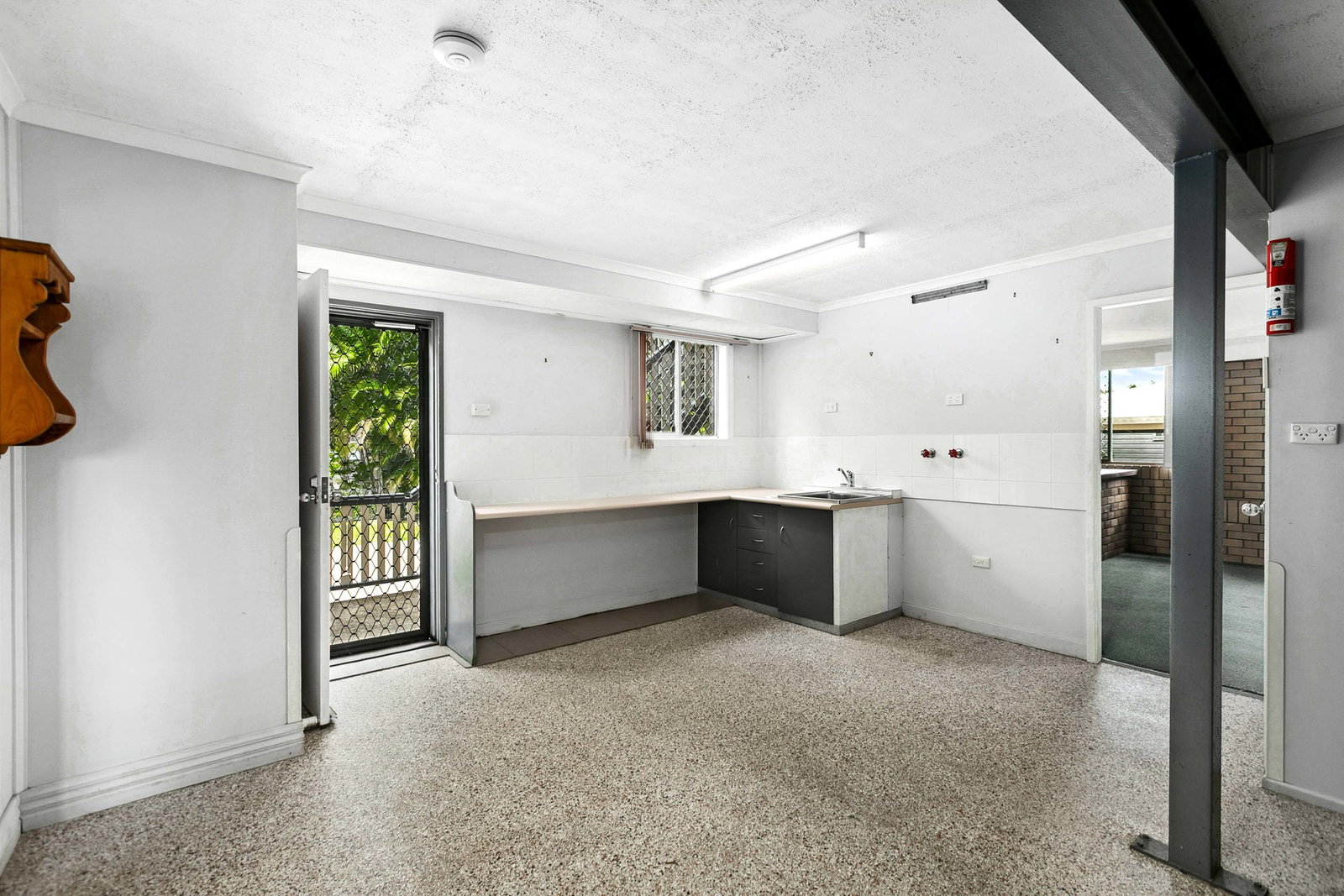 15 High Street, Tinana  QLD  4650