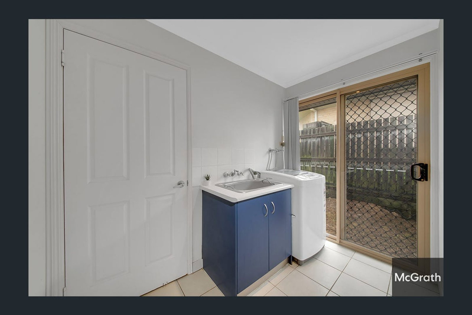 9 Wicks Street, New Auckland  QLD  4680