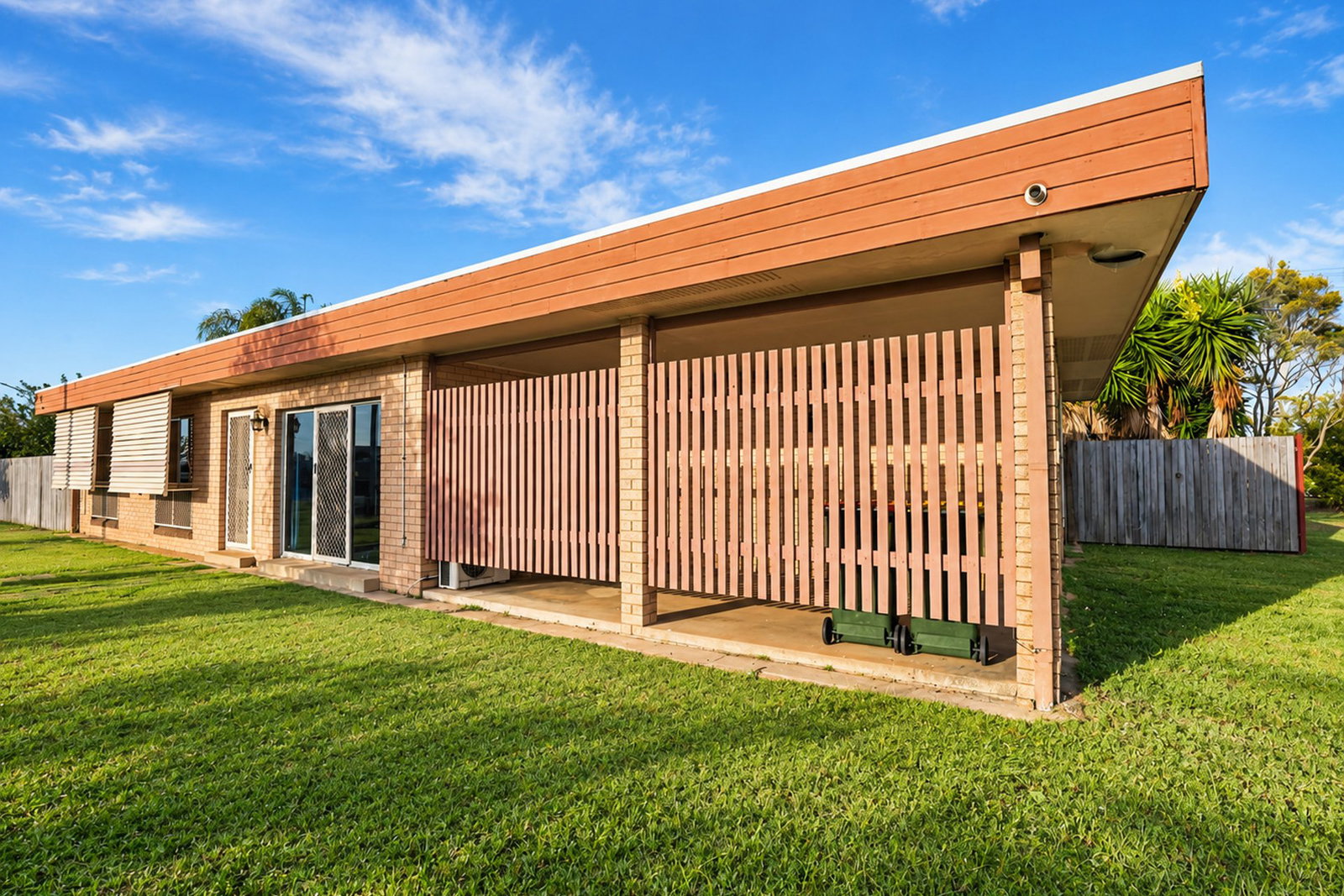 31 Scotton Street, Kepnock  QLD  4670