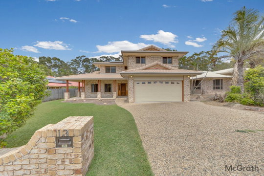13 Barrine Close, Clinton  QLD  4680