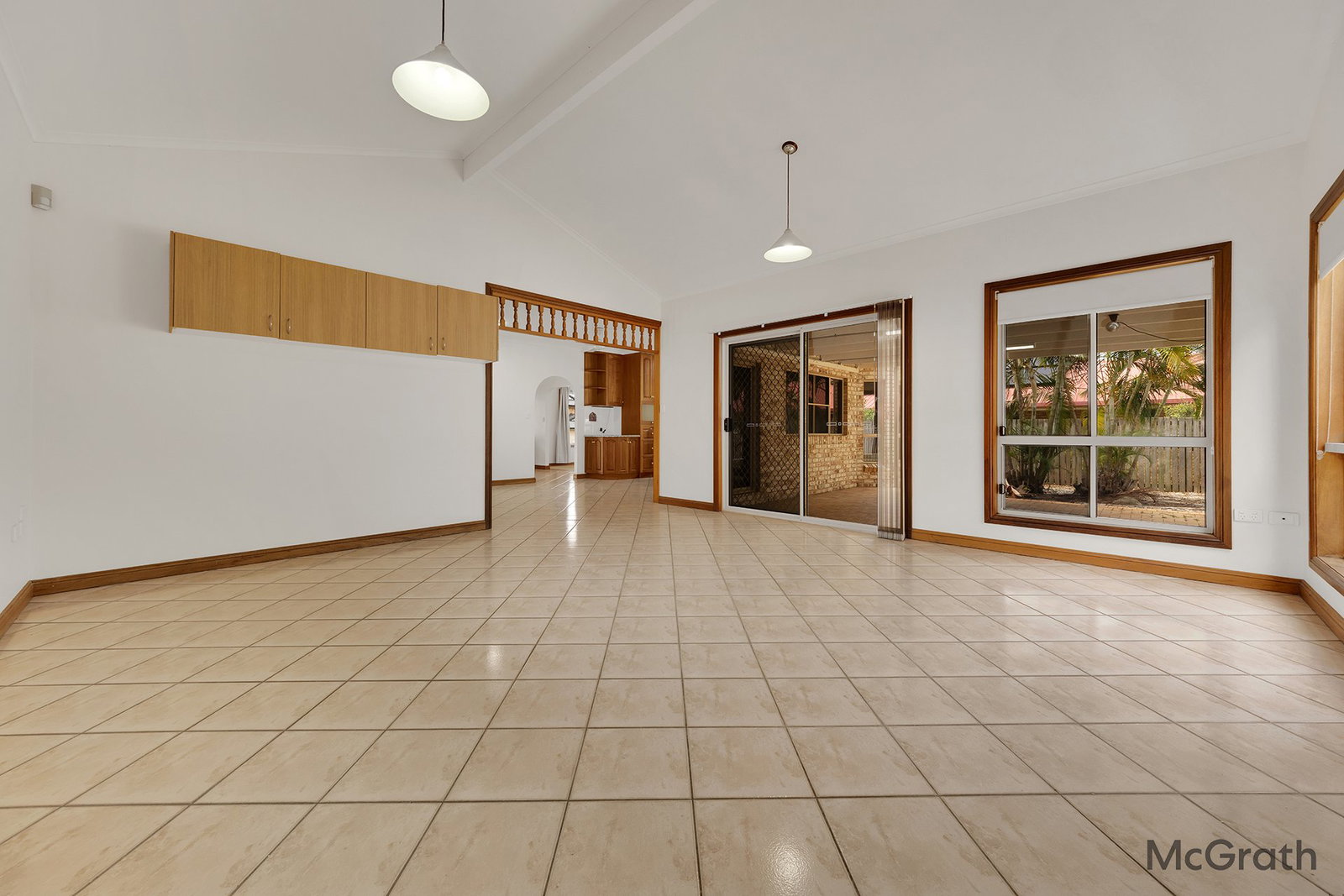13 Barrine Close, Clinton  QLD  4680