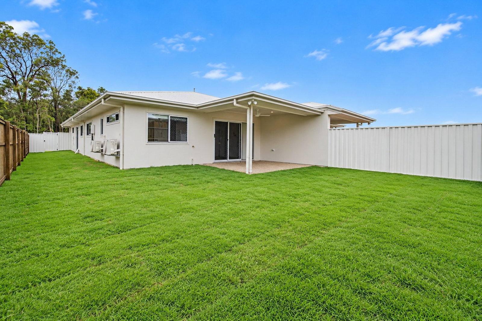 2/20 Bottlebrush Crescent, Branyan  QLD  4670