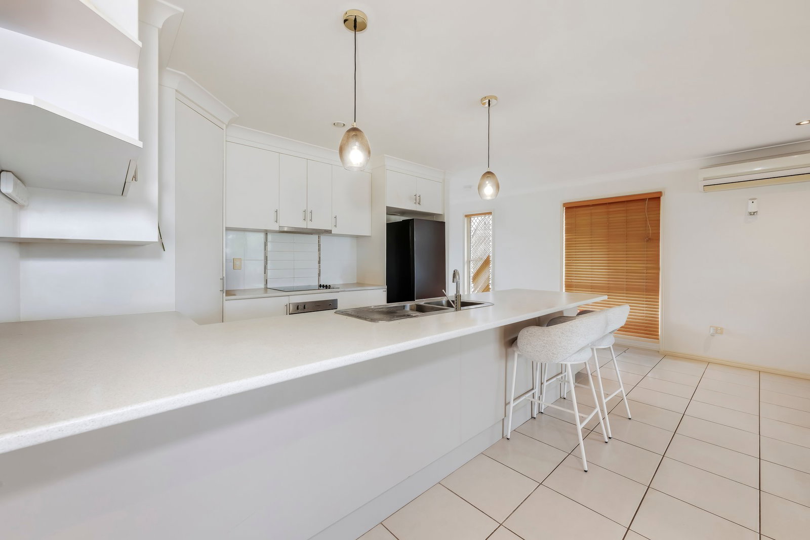 10 Tree Close, Thabeban  QLD  4670