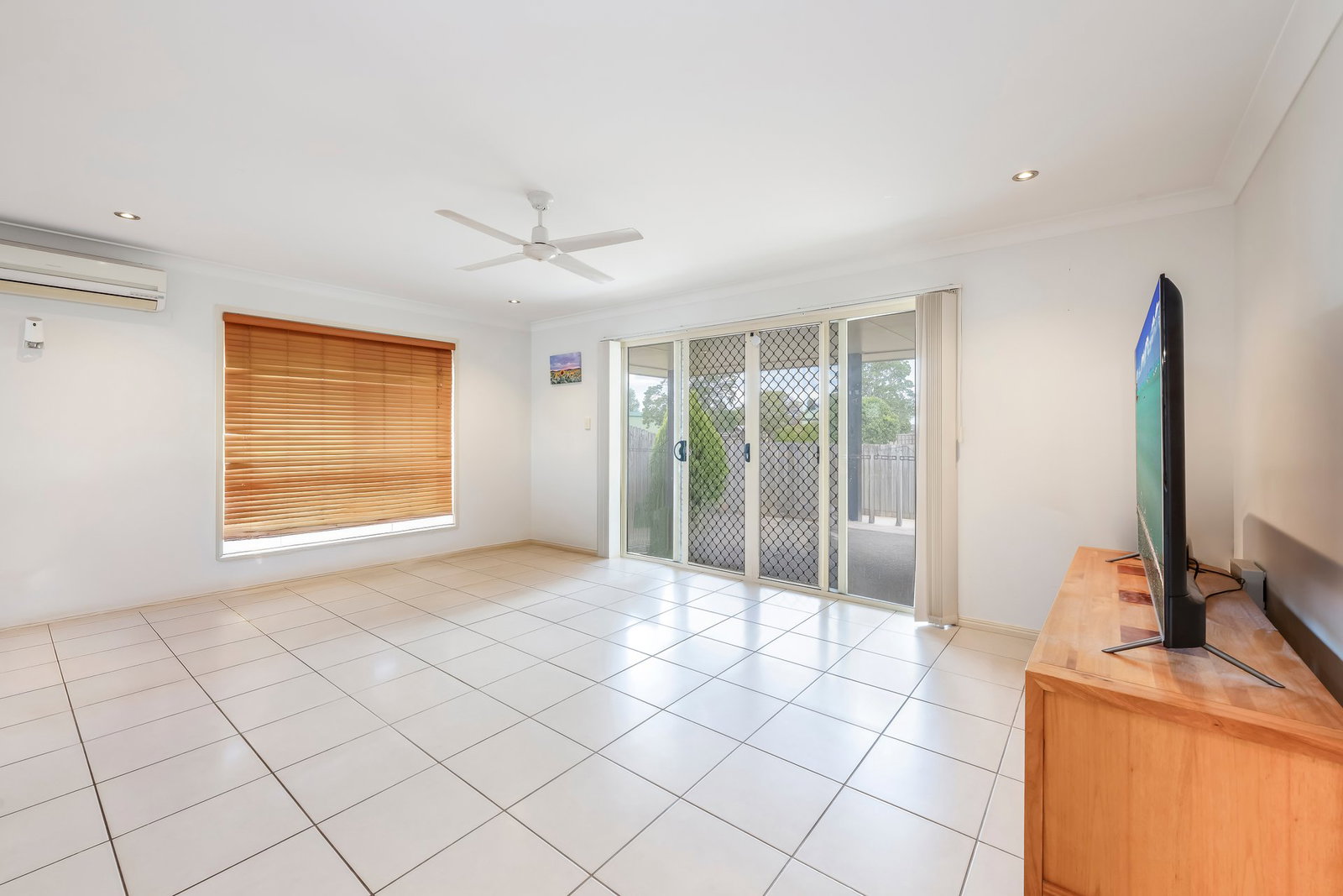 10 Tree Close, Thabeban  QLD  4670