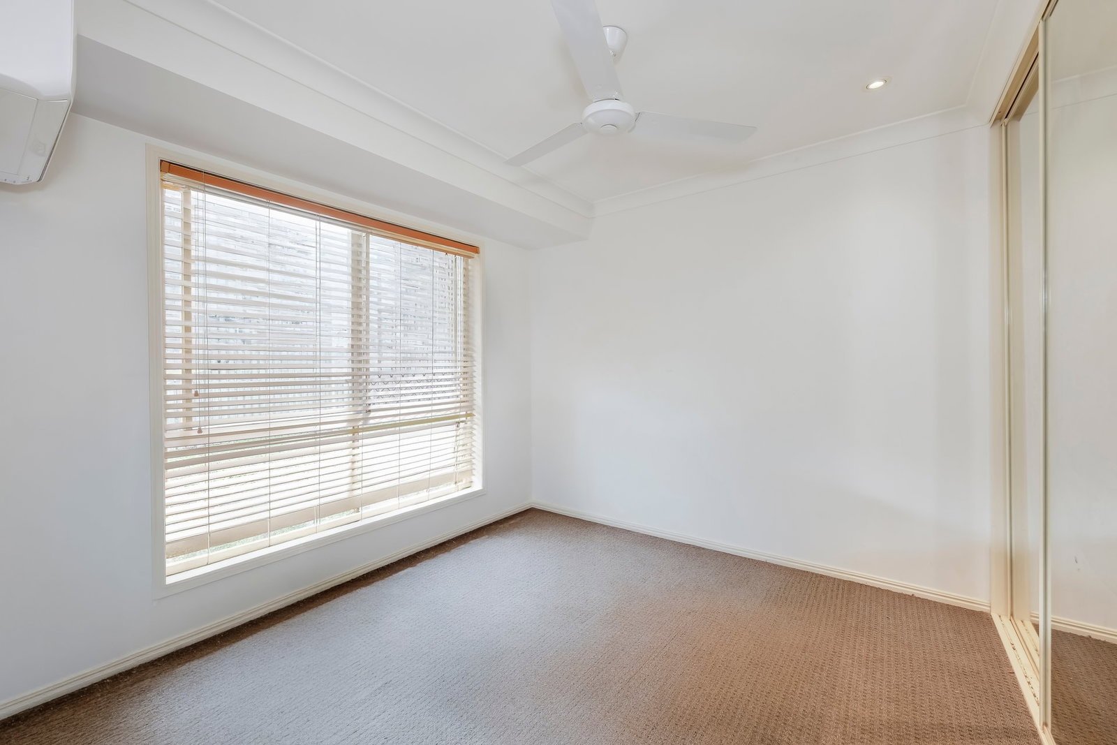 10 Tree Close, Thabeban  QLD  4670