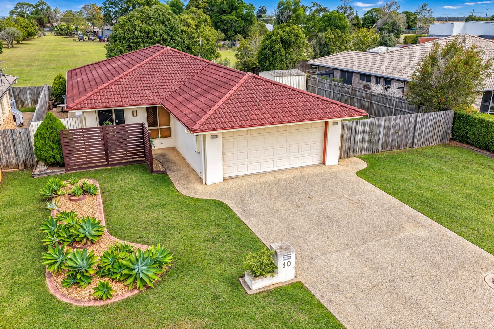 10 Tree Close, Thabeban  QLD  4670
