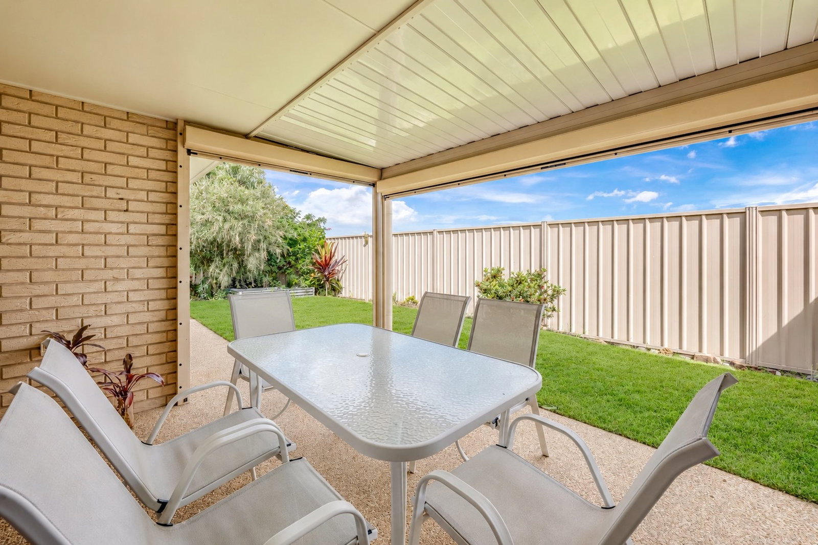 10/148 McCarthy Road, Avenell Heights  QLD  4670