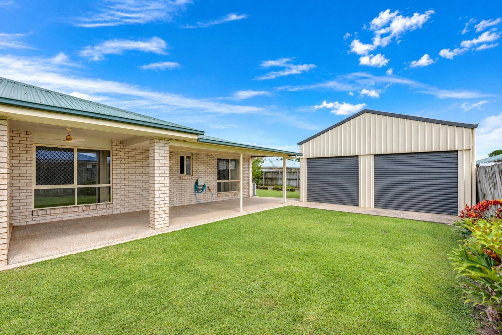 5 Halloran Court, Thabeban  QLD  4670